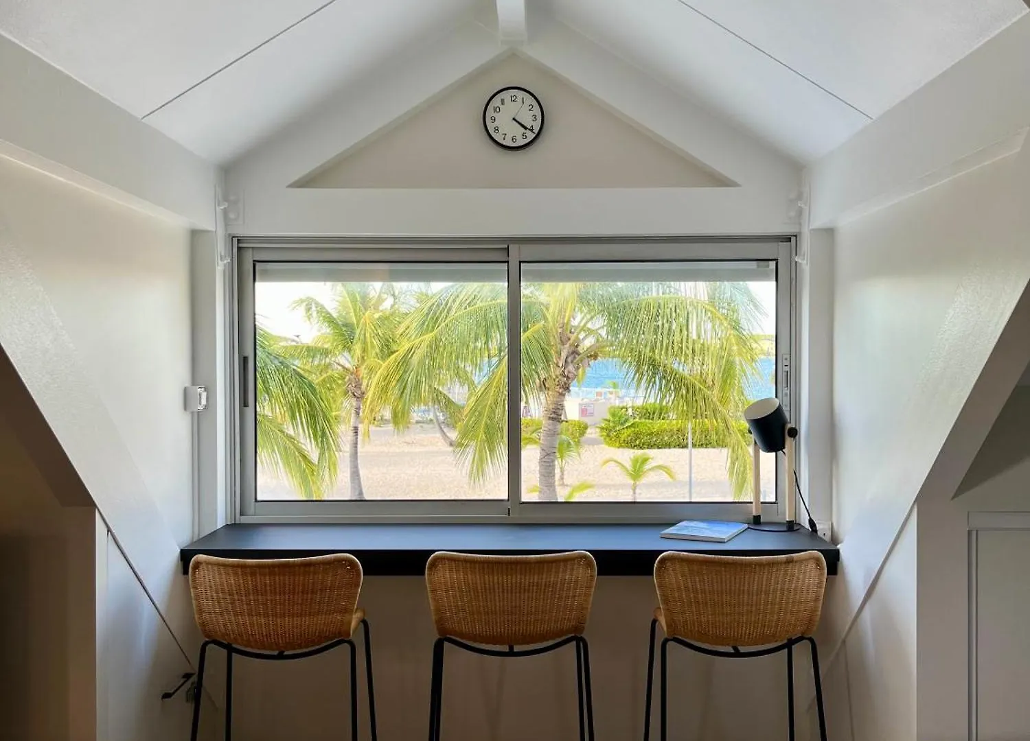 Studio Coconut Baie Nettle